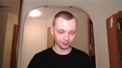 Snapshot of multiply1 chatting on February 19, 2025, 2:01 am Erik online show from February 19, 2025, 2:01 am