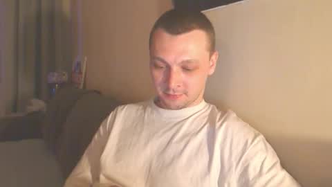 Snapshot of multiply1 chatting on October 15, 2025, 12:55 am Erik online show from October 15, 2025, 12:55 am