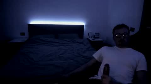 muna_sef online show from March 1, 2026, 10:56 pm