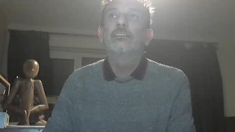 munch10 online show from January 19, 2025, 9:55 pm