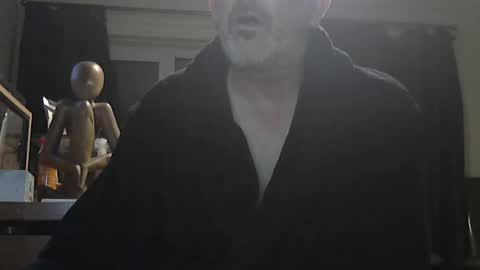 munch10 online show from February 24, 2025, 1:02 am