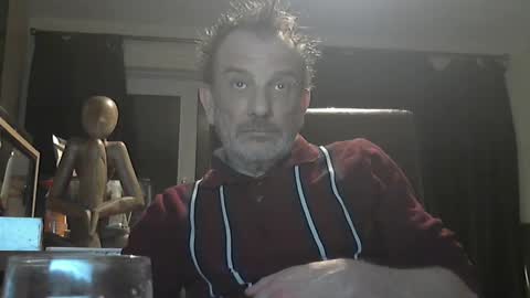 munch10 online show from March 8, 2025, 10:02 pm