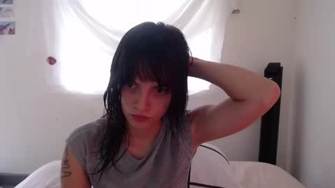   online show from April 29, 2026, 7:53 pm