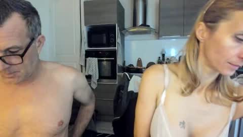 Snapshot of munishpunish chatting on December 22, 2025, 8:55 am LOVELY JULIA Peter DAY online show from December 22, 2025, 8:55 am