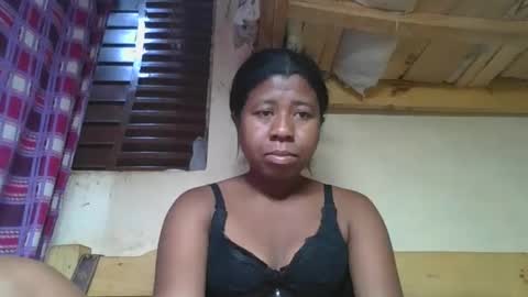 Snapshot of murielleee chatting on March 15, 2026, 11:05 am murielleee online show from March 15, 2026, 11:05 am