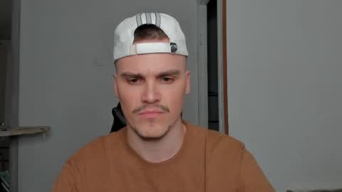 murzik__ online show from April 5, 2026, 9:45 pm