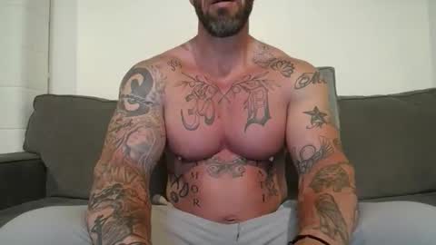 Snapshot of muscle761004 chatting on May 23, 2026, 6:12 pm muscle761004 online show from May 23, 2026, 6:12 pm