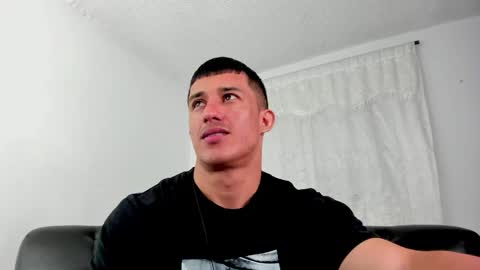 Muscle Man online show from May 30, 2026, 2:14 pm