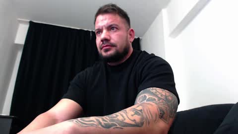 MuscleMonster31 online show from January 17, 2025, 10:23 pm