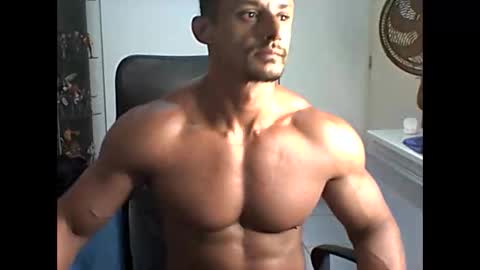 muscleoss online show from January 16, 2025, 11:48 pm