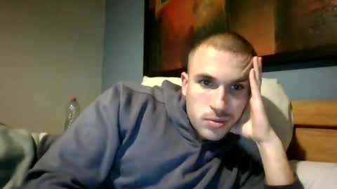 muscleshow00 online show from January 18, 2026, 8:34 pm