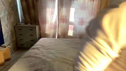 muscularjuggler online show from April 14, 2026, 3:12 am