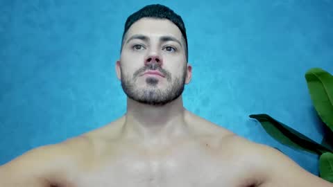 Snapshot of muscularmaster chatting on December 29, 2024, 10:03 pm muscularmaster onlyfans online show from December 29, 2024, 10:03 pm