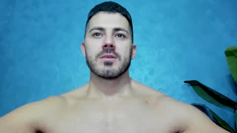 Snapshot of muscularmaster chatting on December 30, 2024, 10:10 am muscularmaster onlyfans online show from December 30, 2024, 10:10 am