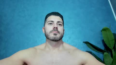 Snapshot of muscularmaster chatting on January 5, 2025, 9:36 pm muscularmaster onlyfans online show from January 5, 2025, 9:36 pm