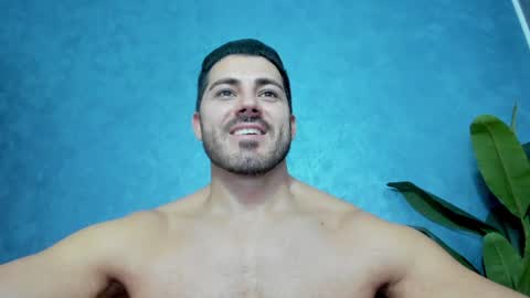 Snapshot of muscularmaster chatting on January 13, 2025, 1:02 am muscularmaster onlyfans online show from January 13, 2025, 1:02 am