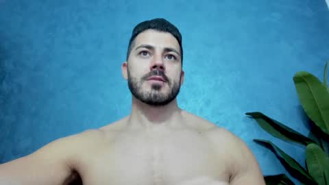 Snapshot of muscularmaster chatting on January 25, 2025, 10:08 am muscularmaster onlyfans online show from January 25, 2025, 10:08 am