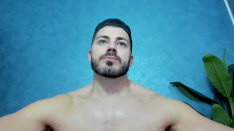 Snapshot of muscularmaster chatting on January 26, 2025, 10:13 pm muscularmaster onlyfans online show from January 26, 2025, 10:13 pm