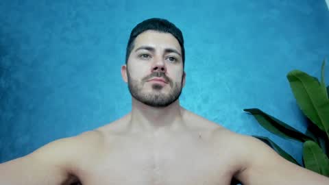 Snapshot of muscularmaster chatting on January 31, 2025, 10:10 pm muscularmaster onlyfans online show from January 31, 2025, 10:10 pm