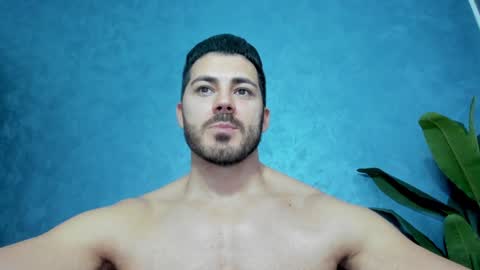 Snapshot of muscularmaster chatting on February 1, 2025, 10:02 pm muscularmaster onlyfans online show from February 1, 2025, 10:02 pm