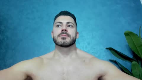 Snapshot of muscularmaster chatting on February 11, 2025, 11:12 pm muscularmaster onlyfans online show from February 11, 2025, 11:12 pm