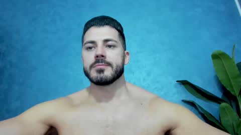 Snapshot of muscularmaster chatting on February 18, 2025, 10:36 pm muscularmaster onlyfans online show from February 18, 2025, 10:36 pm