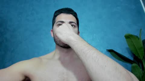 Snapshot of muscularmaster chatting on March 3, 2025, 11:03 pm muscularmaster onlyfans online show from March 3, 2025, 11:03 pm