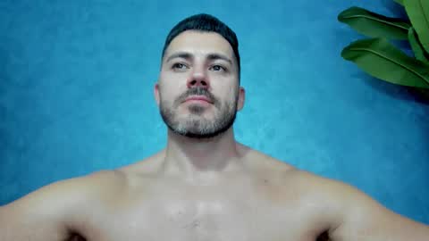 Snapshot of muscularmaster chatting on September 19, 2025, 9:26 pm muscularmaster onlyfans online show from September 19, 2025, 9:26 pm