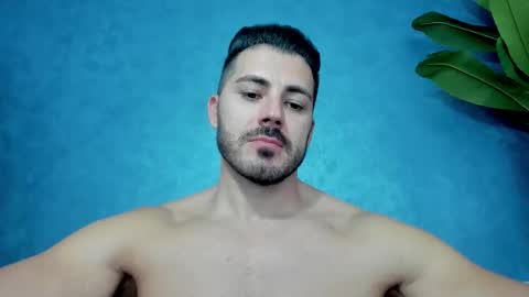 Snapshot of muscularmaster chatting on September 23, 2025, 9:23 am muscularmaster onlyfans online show from September 23, 2025, 9:23 am