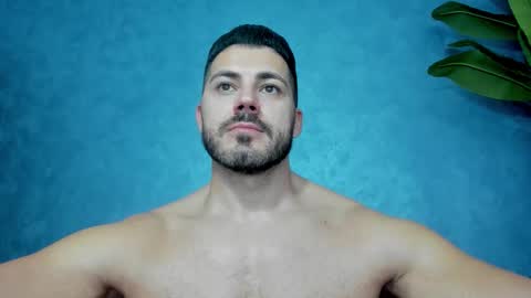 Snapshot of muscularmaster chatting on October 15, 2025, 9:26 pm muscularmaster onlyfans online show from October 15, 2025, 9:26 pm