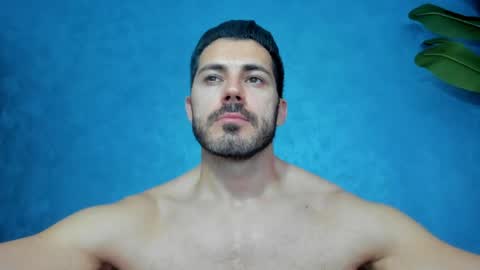 muscularmaster onlyfans online show from May 27, 2026, 11:46 pm