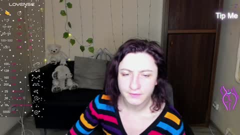 Snapshot of muse_kitty_jenia chatting on January 17, 2025, 1:47 am Jenya online show from January 17, 2025, 1:47 am