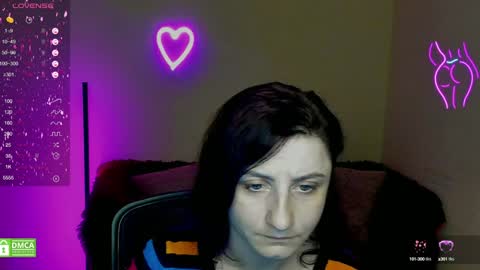 Snapshot of muse_kitty_jenia chatting on January 22, 2025, 1:42 am Jenya online show from January 22, 2025, 1:42 am