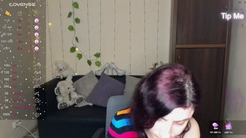 Snapshot of muse_kitty_jenia chatting on January 24, 2025, 6:56 pm Jenya online show from January 24, 2025, 6:56 pm