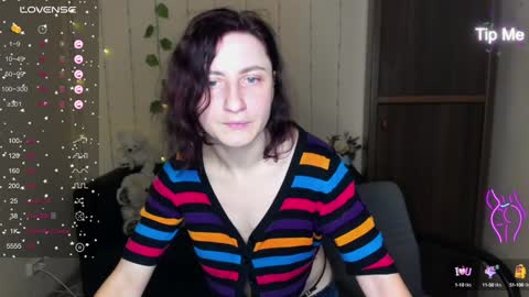 Snapshot of muse_kitty_jenia chatting on January 24, 2025, 10:41 pm Jenya online show from January 24, 2025, 10:41 pm