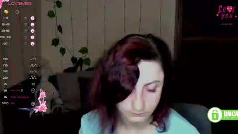 Snapshot of muse_kitty_jenia chatting on March 2, 2025, 9:43 pm Jenya online show from March 2, 2025, 9:43 pm