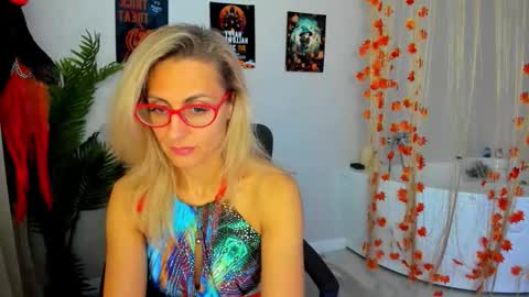 Diana online show from November 2, 2025, 11:34 am