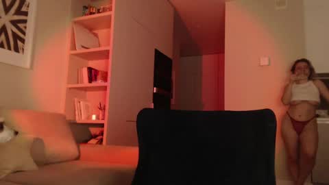 Snapshot of my_hannah chatting on March 12, 2025, 6:11 pm Hannah  welcome  online show from March 12, 2025, 6:11 pm