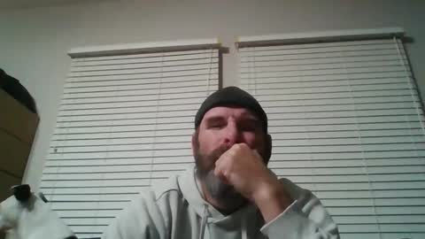 Snapshot of my_little_vienna_sausage chatting on October 15, 2025, 12:11 am vienna online show from October 15, 2025, 12:11 am