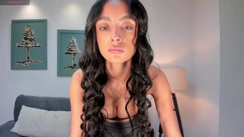 Snapshot of myaravachi chatting on January 27, 2025, 12:12 am Mya Ravachi online show from January 27, 2025, 12:12 am