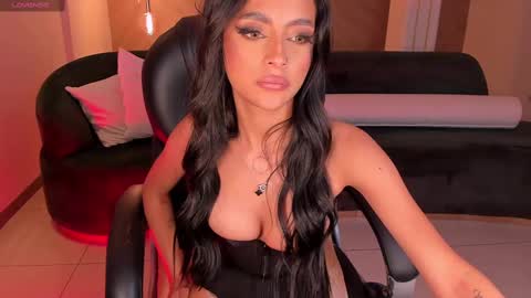 Snapshot of myaravachi chatting on February 13, 2025, 11:37 pm Mya Ravachi online show from February 13, 2025, 11:37 pm