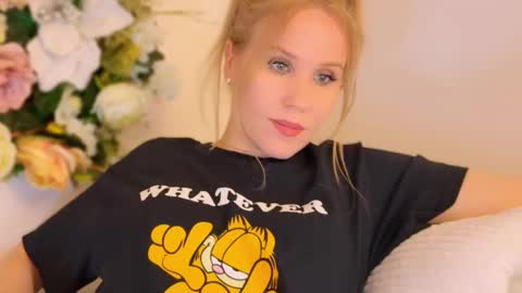 Mya-be Yours P online show from February 11, 2025, 10:07 pm