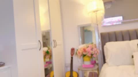 Mya-be Yours P online show from March 9, 2025, 12:10 am