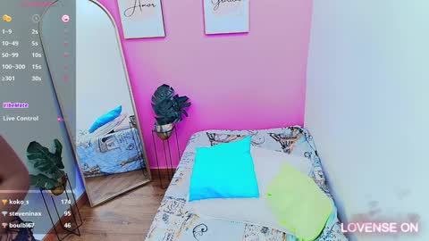 Snapshot of myblackdope_ chatting on December 31, 2024, 6:35 pm Samanta online show from December 31, 2024, 6:35 pm