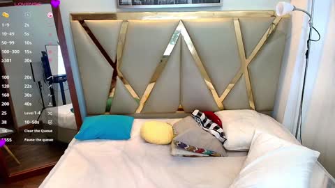 Snapshot of myblackdope_ chatting on February 4, 2025, 12:44 pm Samanta online show from February 4, 2025, 12:44 pm