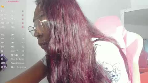 Snapshot of myblackdope_ chatting on November 5, 2025, 9:59 pm Samanta online show from November 5, 2025, 9:59 pm