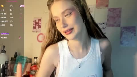 chloe online show from May 25, 2026, 8:59 pm