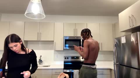 Snapshot of mycreamydreams chatting on March 3, 2025, 12:37 am mycreamydreams online show from March 3, 2025, 12:37 am