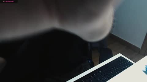 Snapshot of myhairymacho chatting on March 3, 2025, 1:21 am Juan OF myhairymacho online show from March 3, 2025, 1:21 am