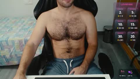 Snapshot of myhairymacho chatting on October 26, 2025, 11:49 am Juan OF myhairymacho online show from October 26, 2025, 11:49 am